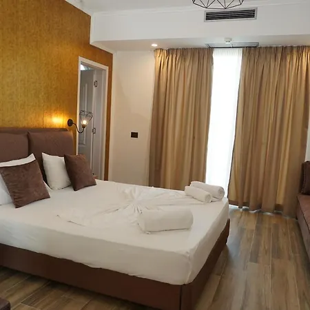 Monaco & Garden Golem (Tirana)