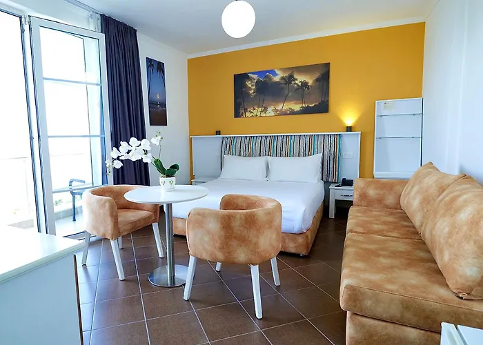 Monaco & Garden ゴーレム