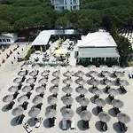 Hotell Monaco & Garden 3*