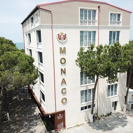 Monaco & Garden Hotel Golem (Tirana)