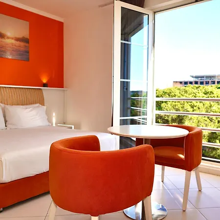 Monaco & Garden 4*