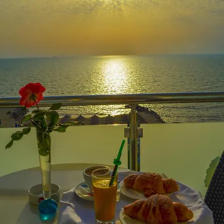 Monaco & Garden 3* Golem (Tirana)