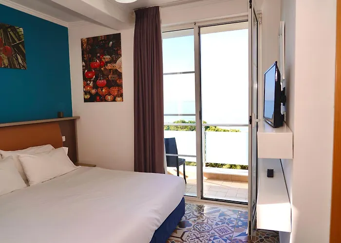 Monaco&garden Hotel 3*